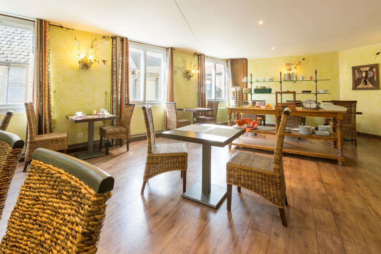 Contact Hotel Le Relais De Vellinus Beaulieu-sur-Dordogne Εξωτερικό φωτογραφία