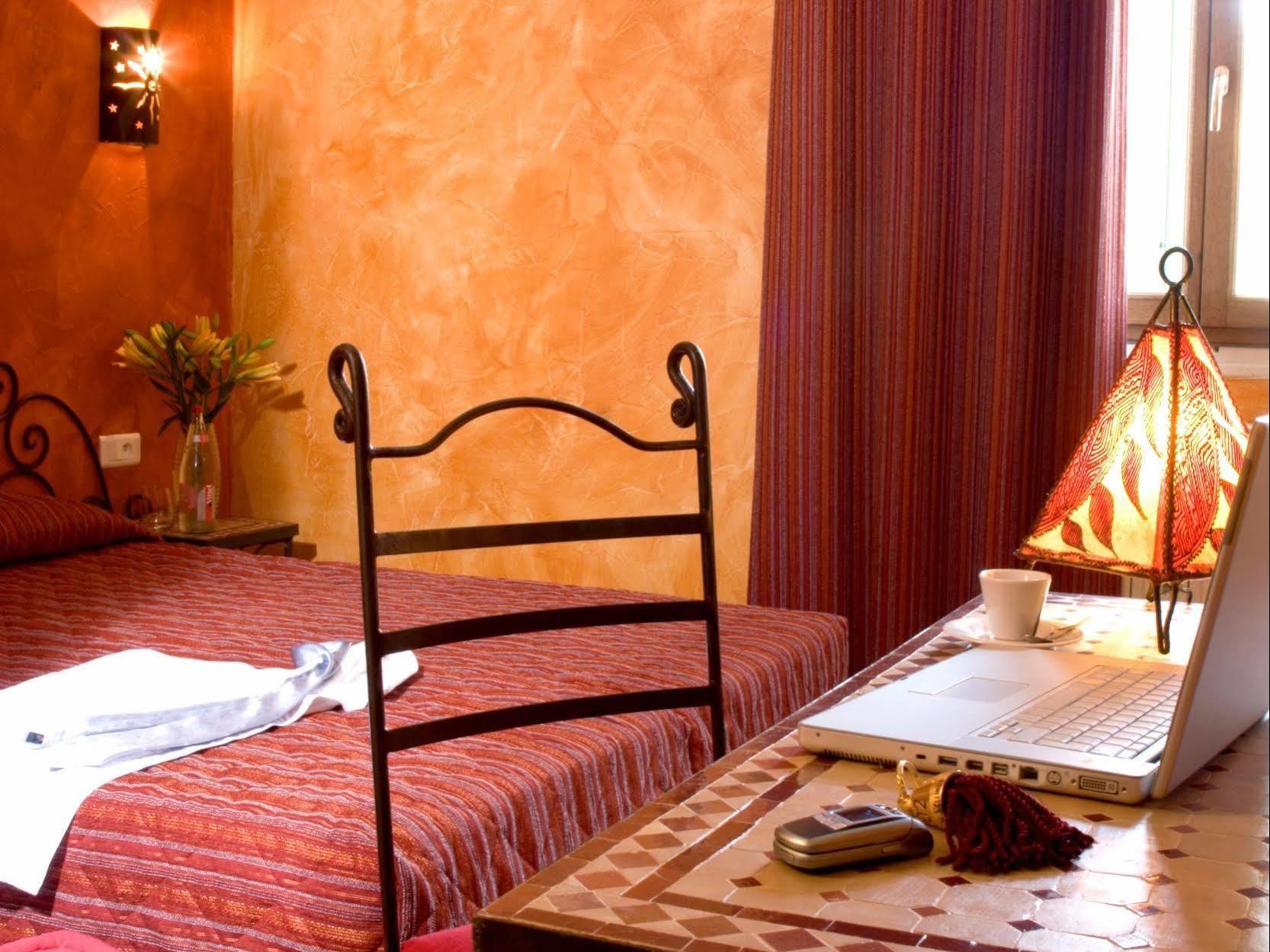 Contact Hotel Le Relais De Vellinus Beaulieu-sur-Dordogne Εξωτερικό φωτογραφία